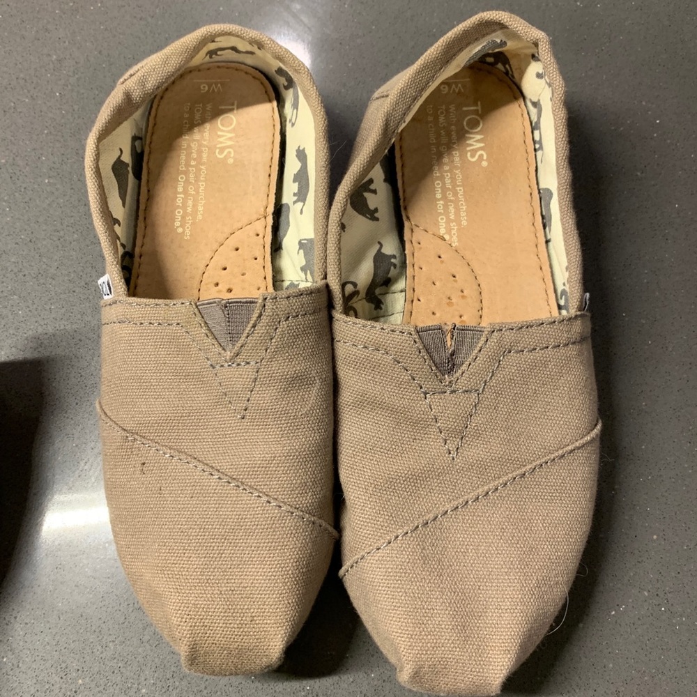 TOMS alpargata slip on